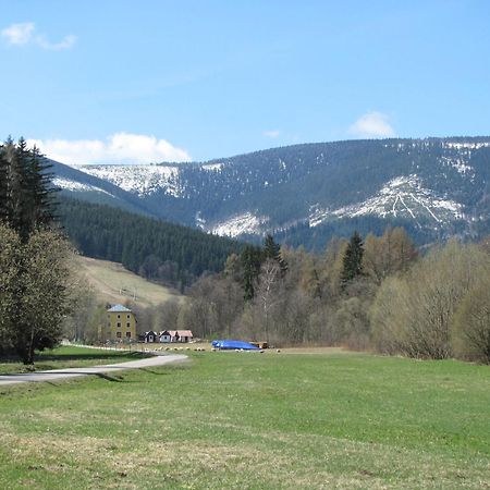 Kralicka Chata Hotel Staré Město Kültér fotó